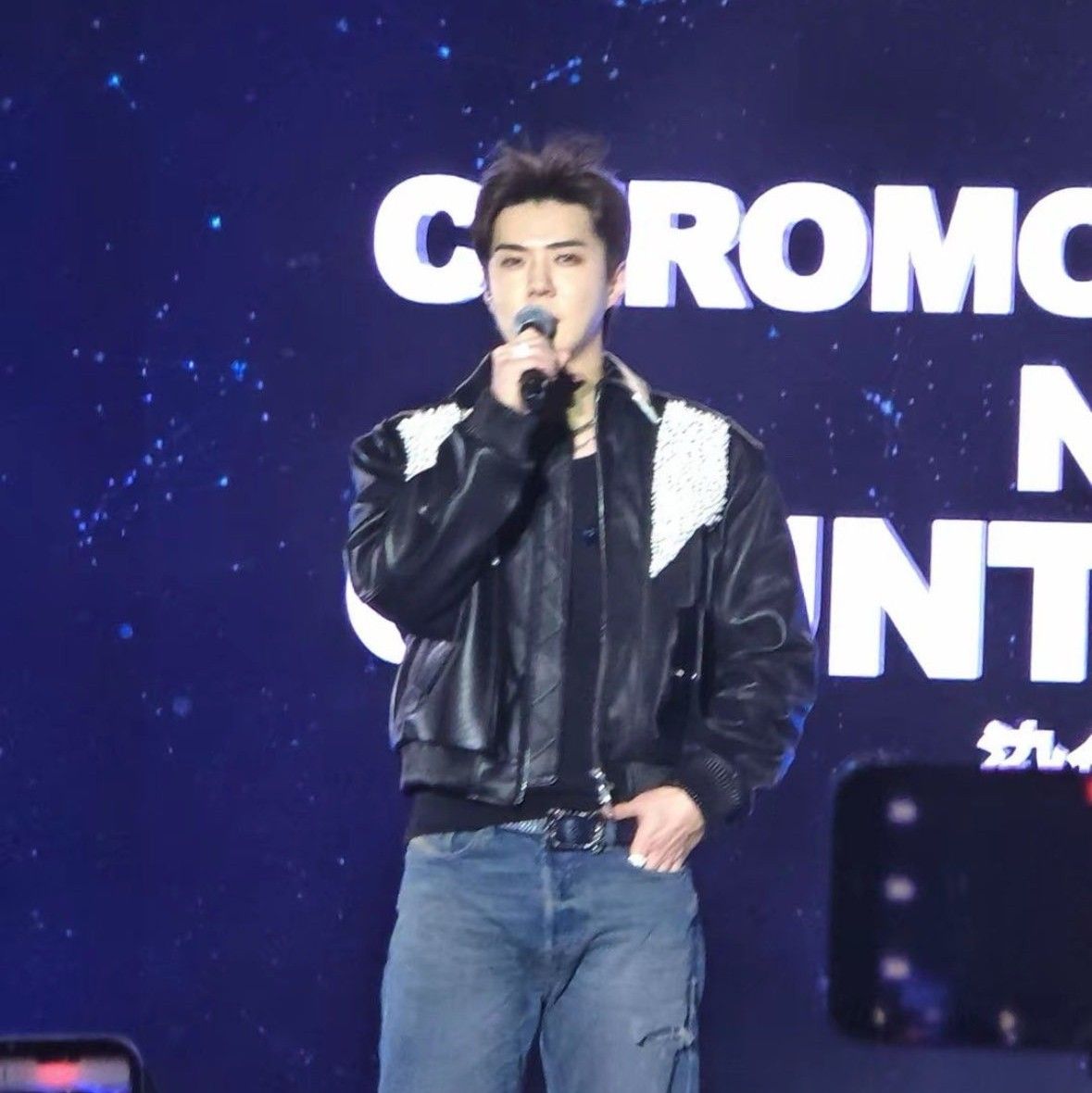 Behind-the-scenes cut of Sehun (EXO)