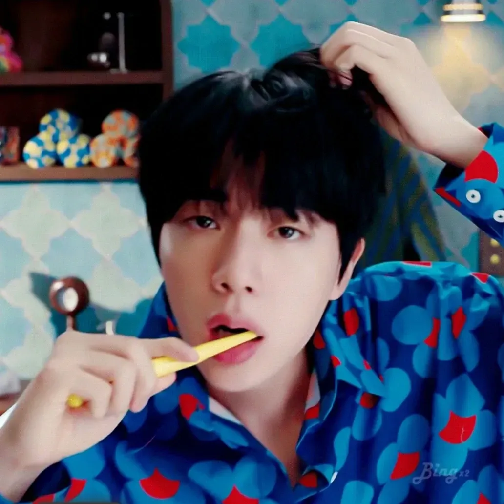 진 (방탄소년단)의 최신 사진