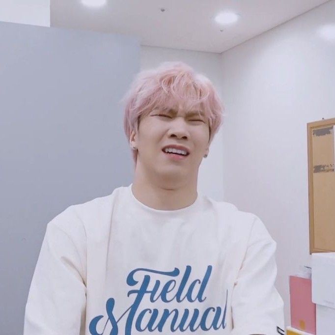 A moment captured by Rocky's fan