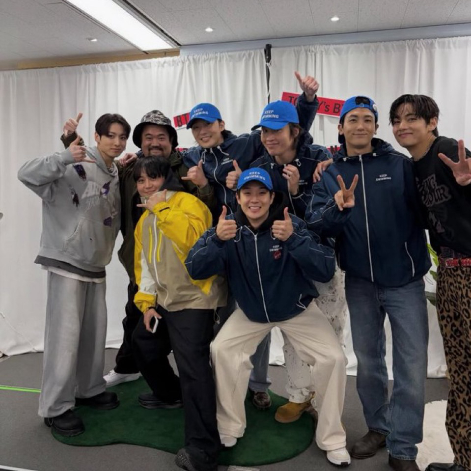 뷔 (방탄소년단)의 비하인드 컷