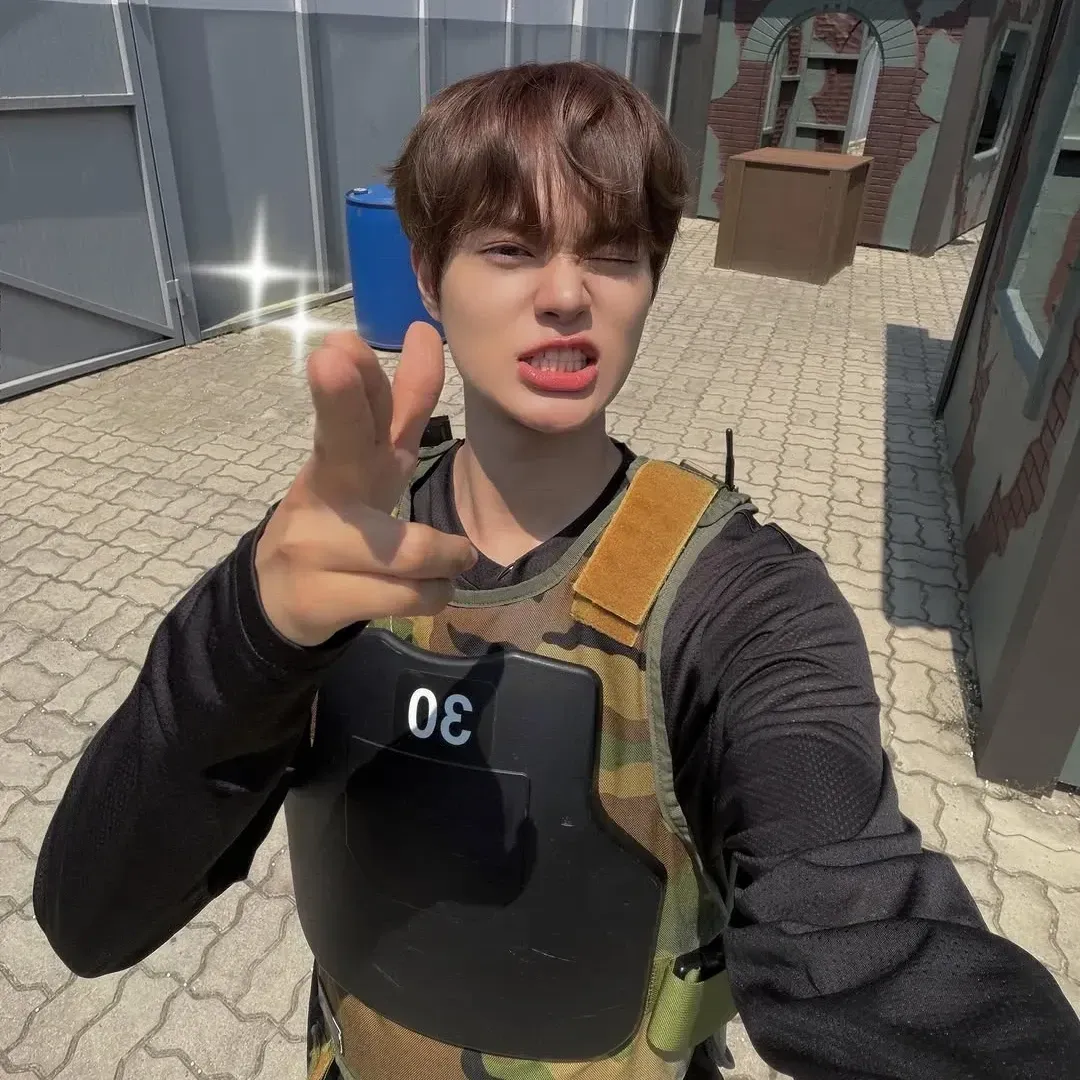 이대휘 (AB6IX)의 비하인드 컷