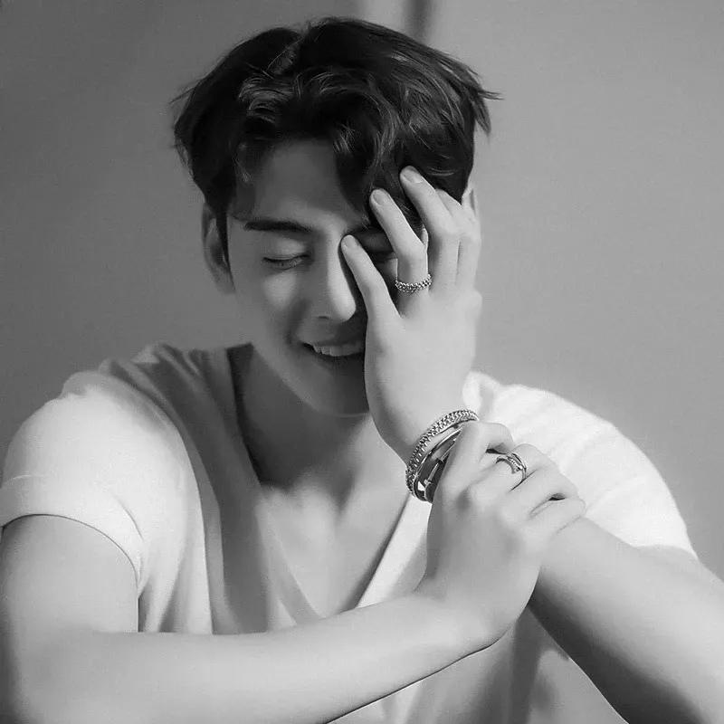 Recent activity shot of Eunwoo (ASTRO)