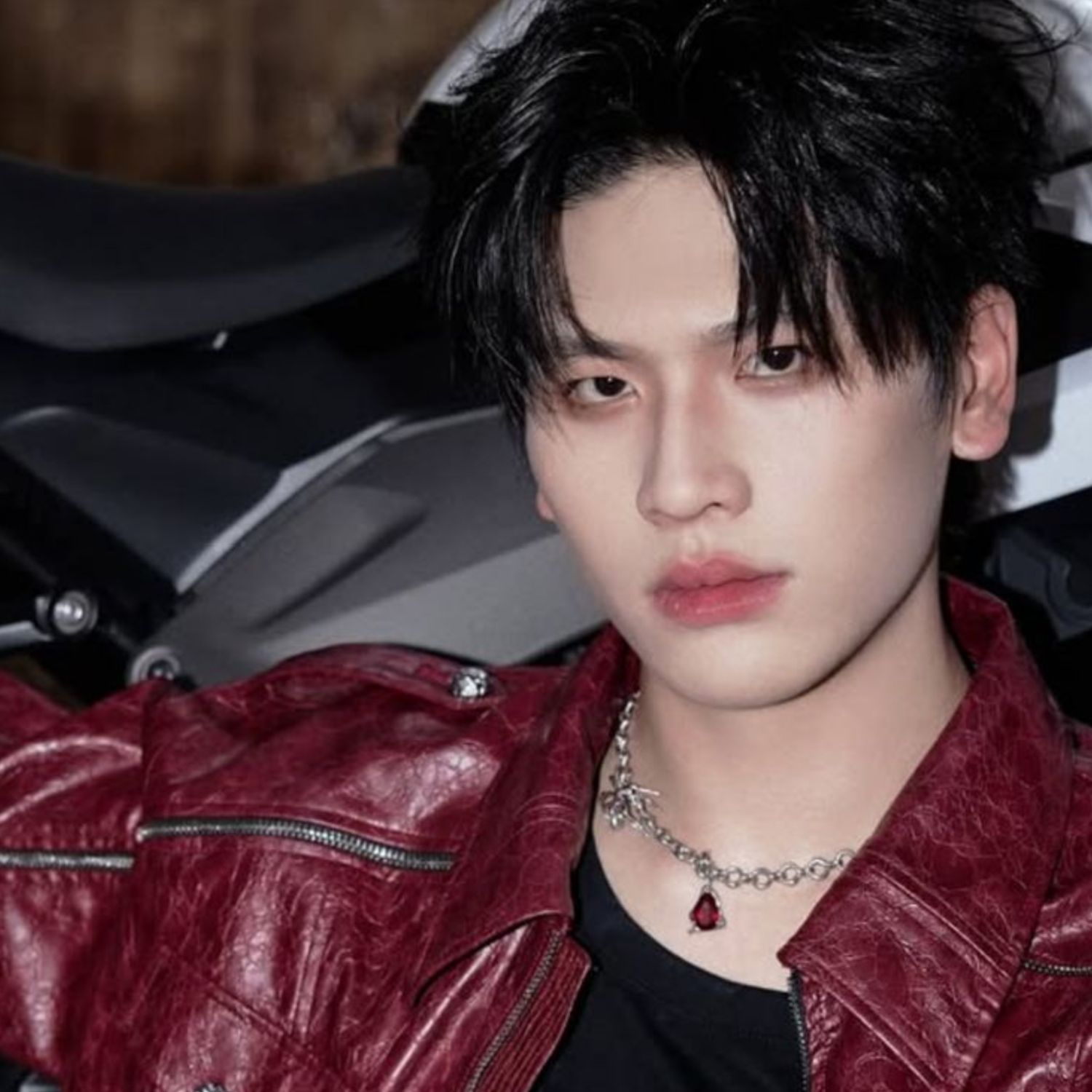 Behind-the-scenes cut of Shen (NexT1DE)