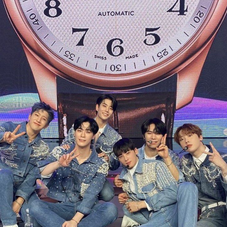 아스트로 최근 활동샷