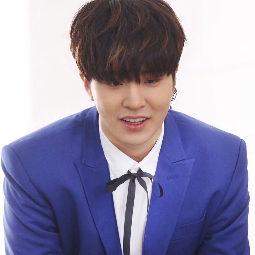 A moment captured by Youngjae (GOT7)'s fan