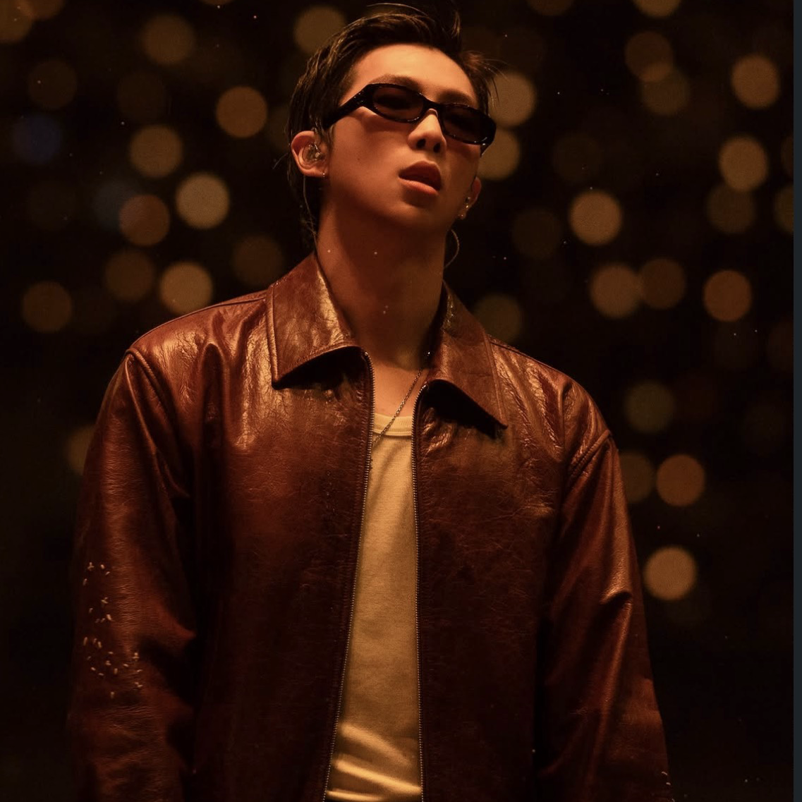 Momen yang diabadikan oleh penggemar RM (BTS)