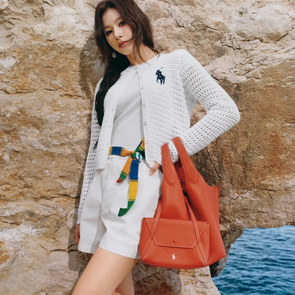 Sana (TWICE)的最新活動照片