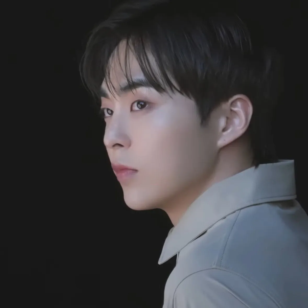 Behind-the-scenes cut of Xiumin (EXO)