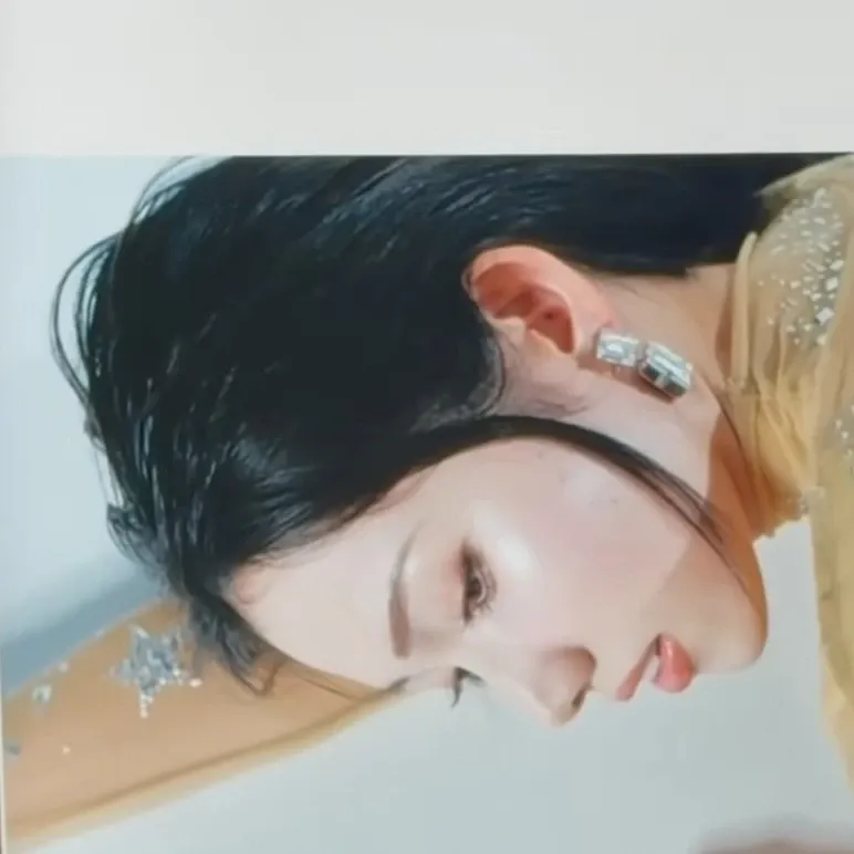 Behind-the-scenes cut of Kenmotsu Nano (IS:SUE)