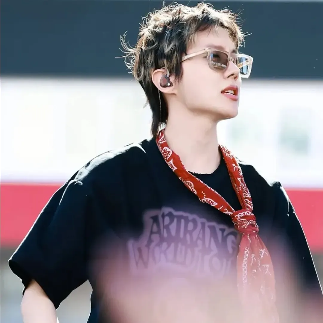 Potret di balik layar j-hope (BTS)