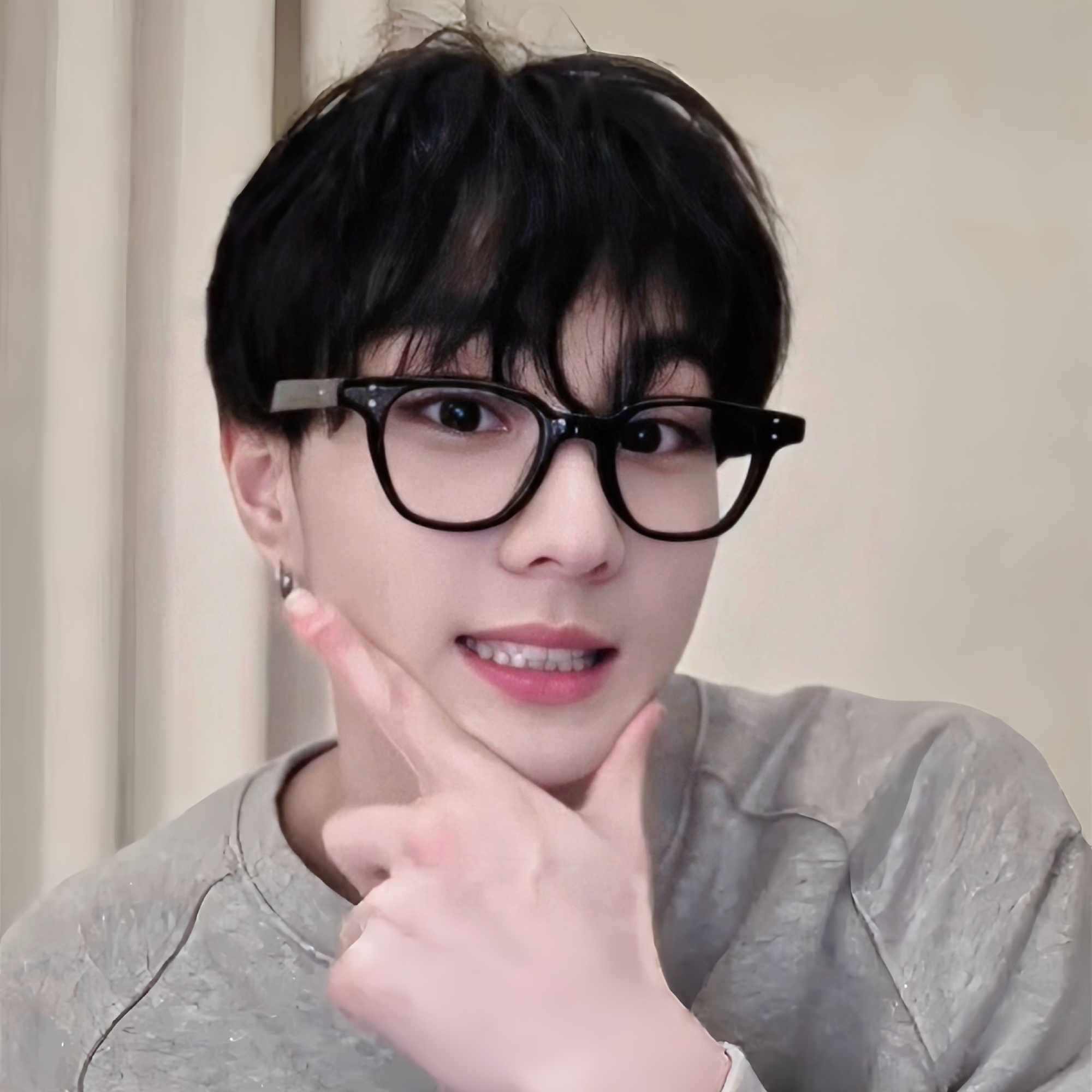 Recent activity shot of Jungwon (ENHYPEN)