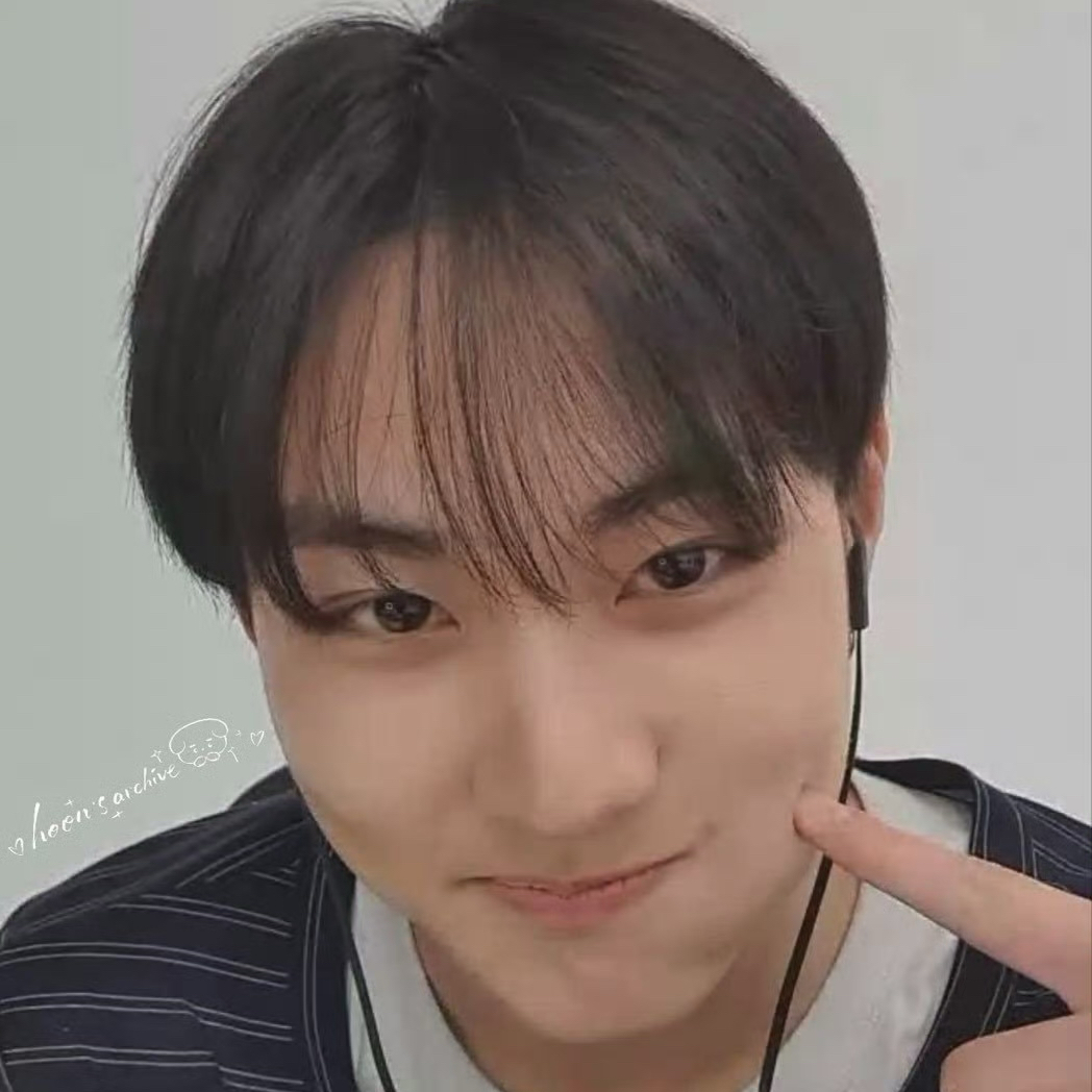 A moment captured by Jungwon (ENHYPEN)'s fan