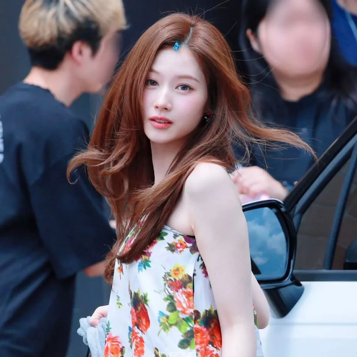 A moment captured by Sana (TWICE)'s fan