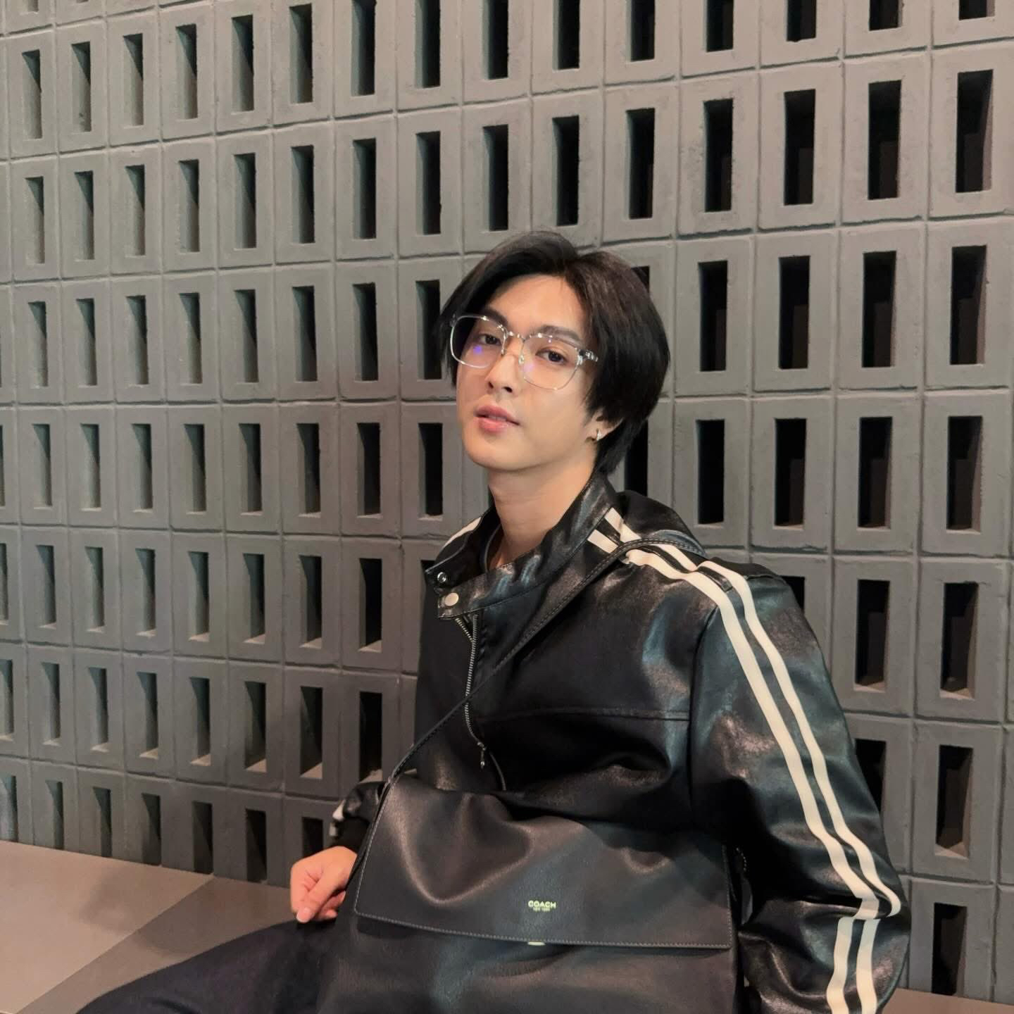 Latest photo of Copper (BUS)