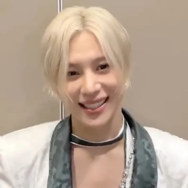A moment captured by Taemin (SHINee)'s fan