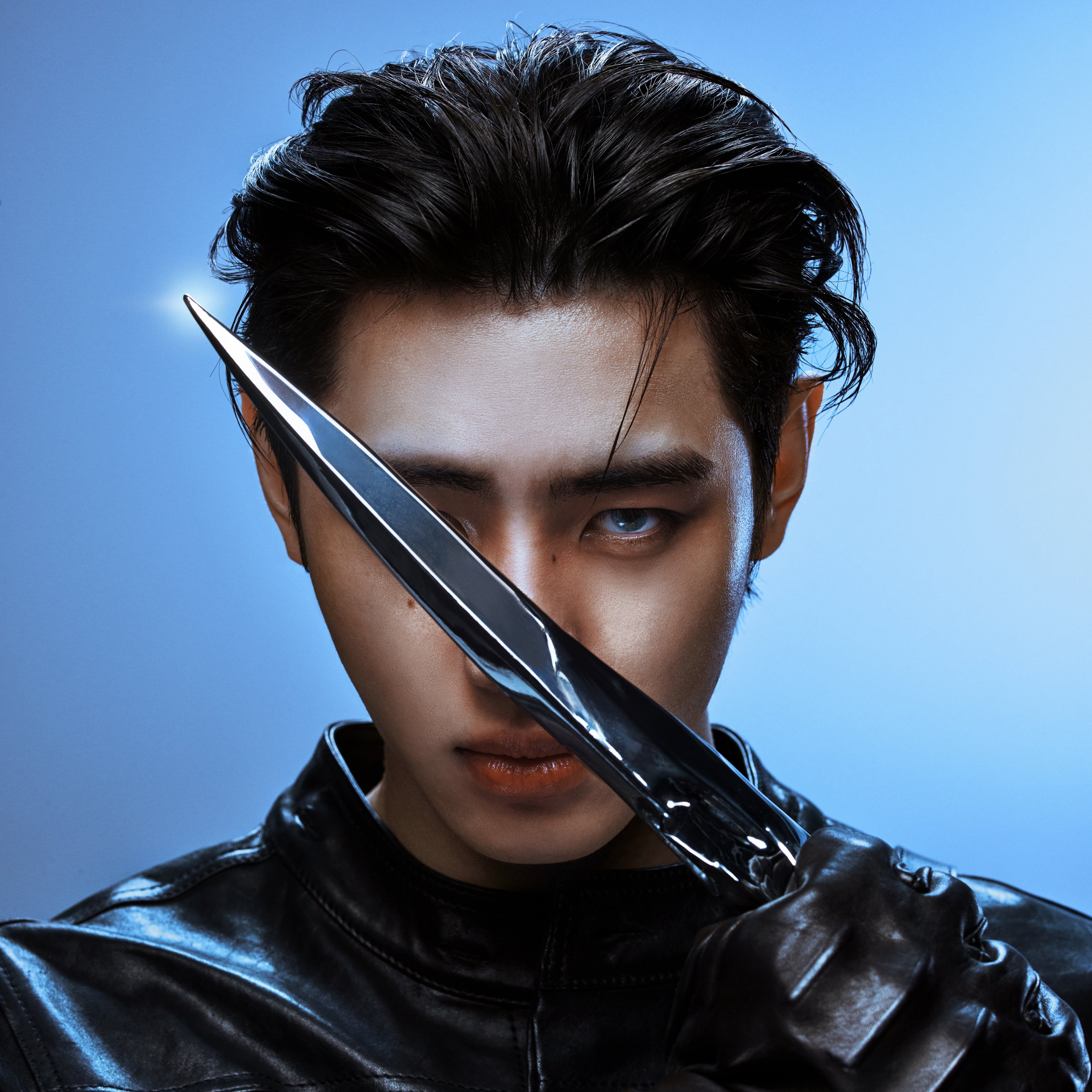 Latest photo of Sunghoon (ENHYPEN)