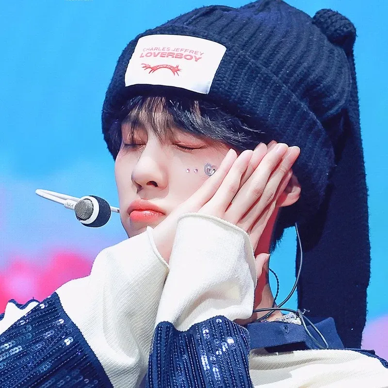 김우석의 비하인드 컷