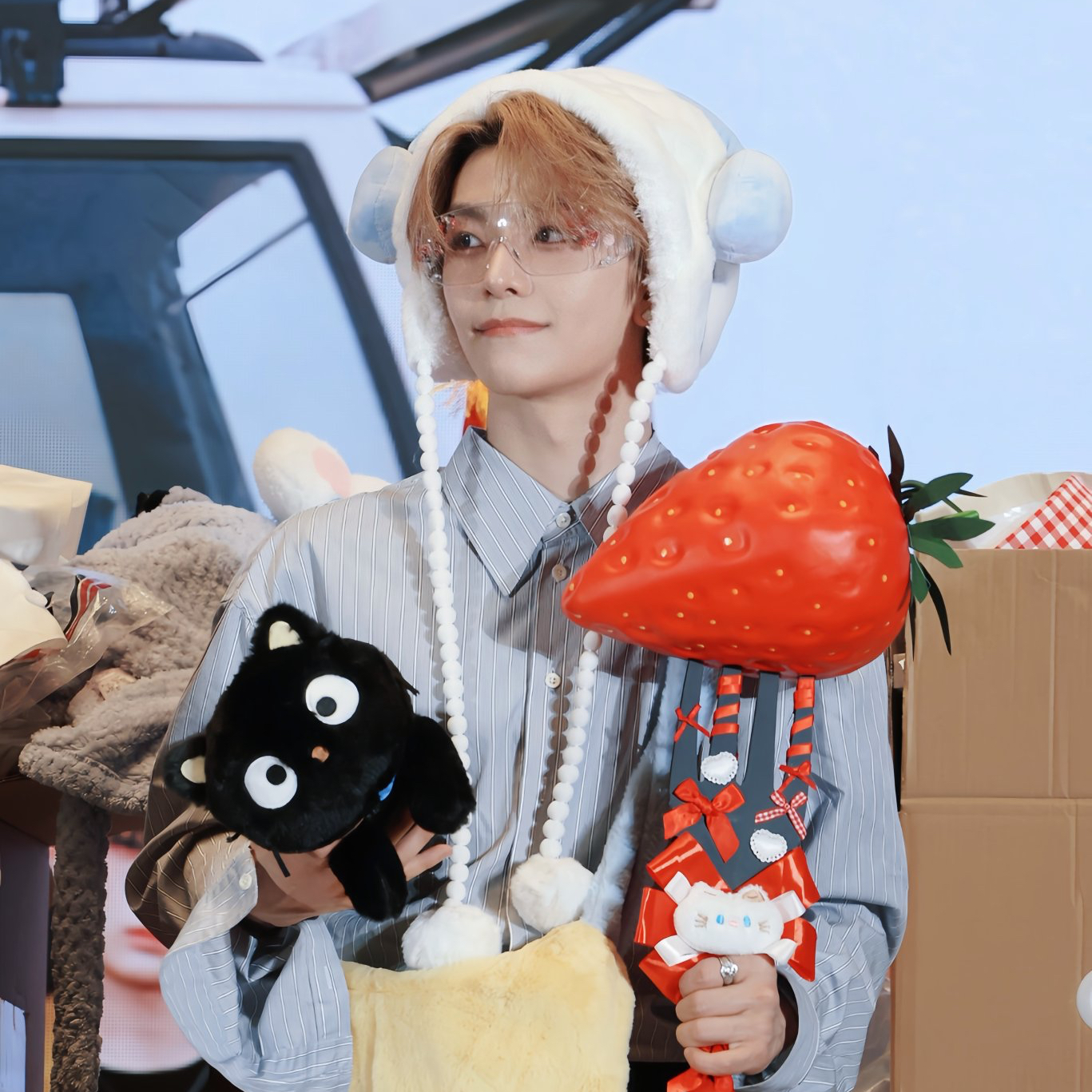 Recent activity shot of He Xinlong (ALPHA DRIVE ONE)