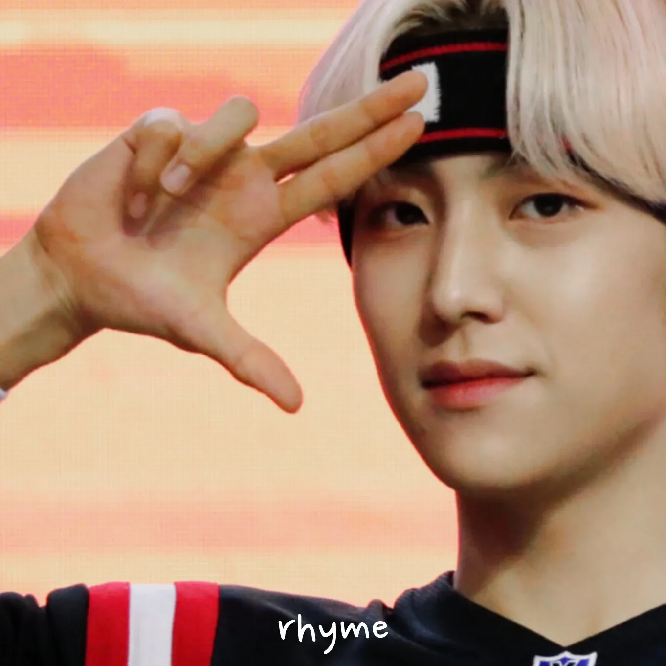 Latest photo of Lee Eunsang (YOUNITE)