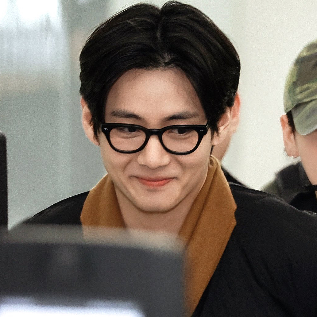 V (防弹少年团)的幕后花絮