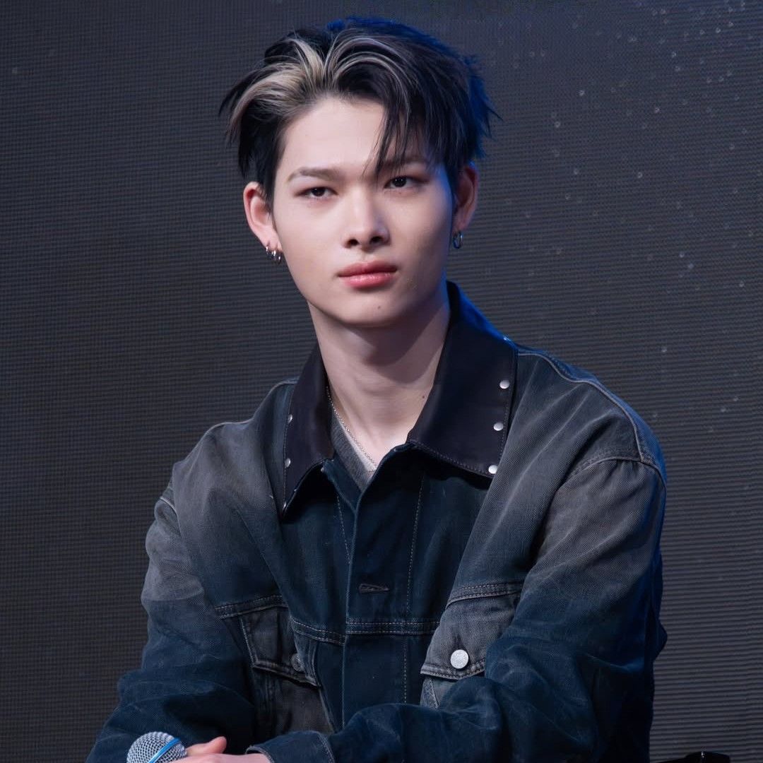 Behind-the-scenes cut of NI-KI (ENHYPEN)