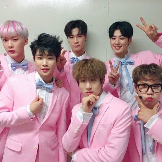 Momen yang diabadikan oleh penggemar ASTRO