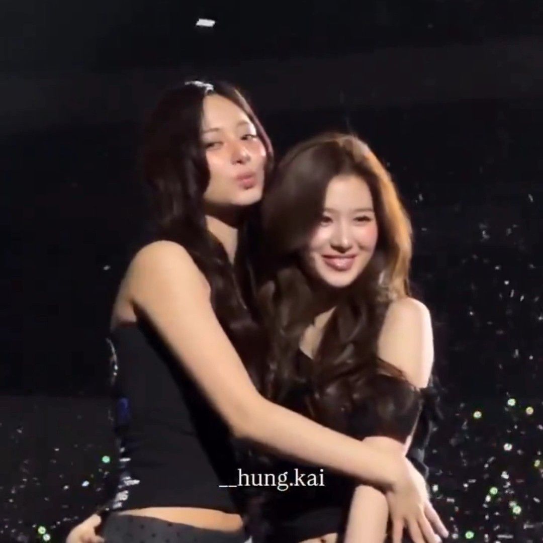 쯔위 (TWICE)의 최신 사진