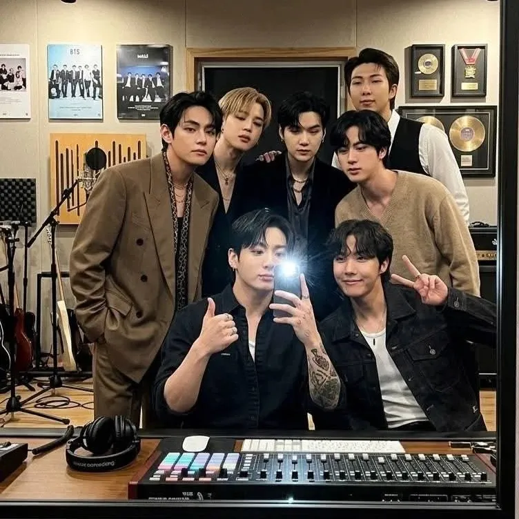 防弹少年团的最新照片