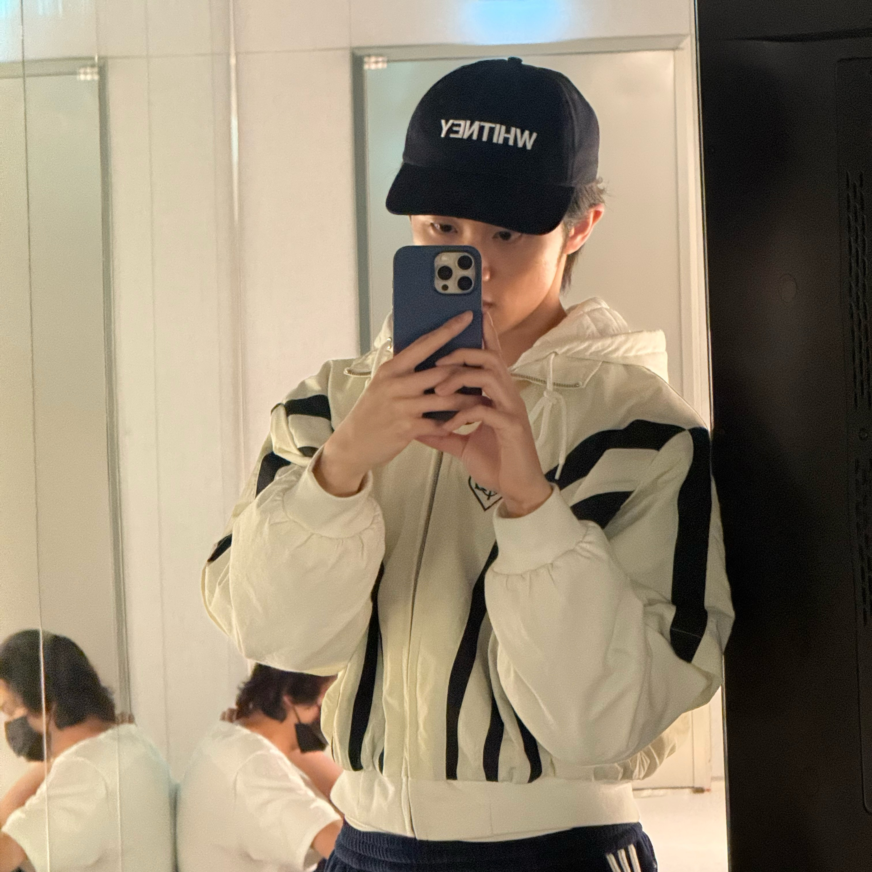 Latest photo of Mark (NCT 127, NCT DREAM)