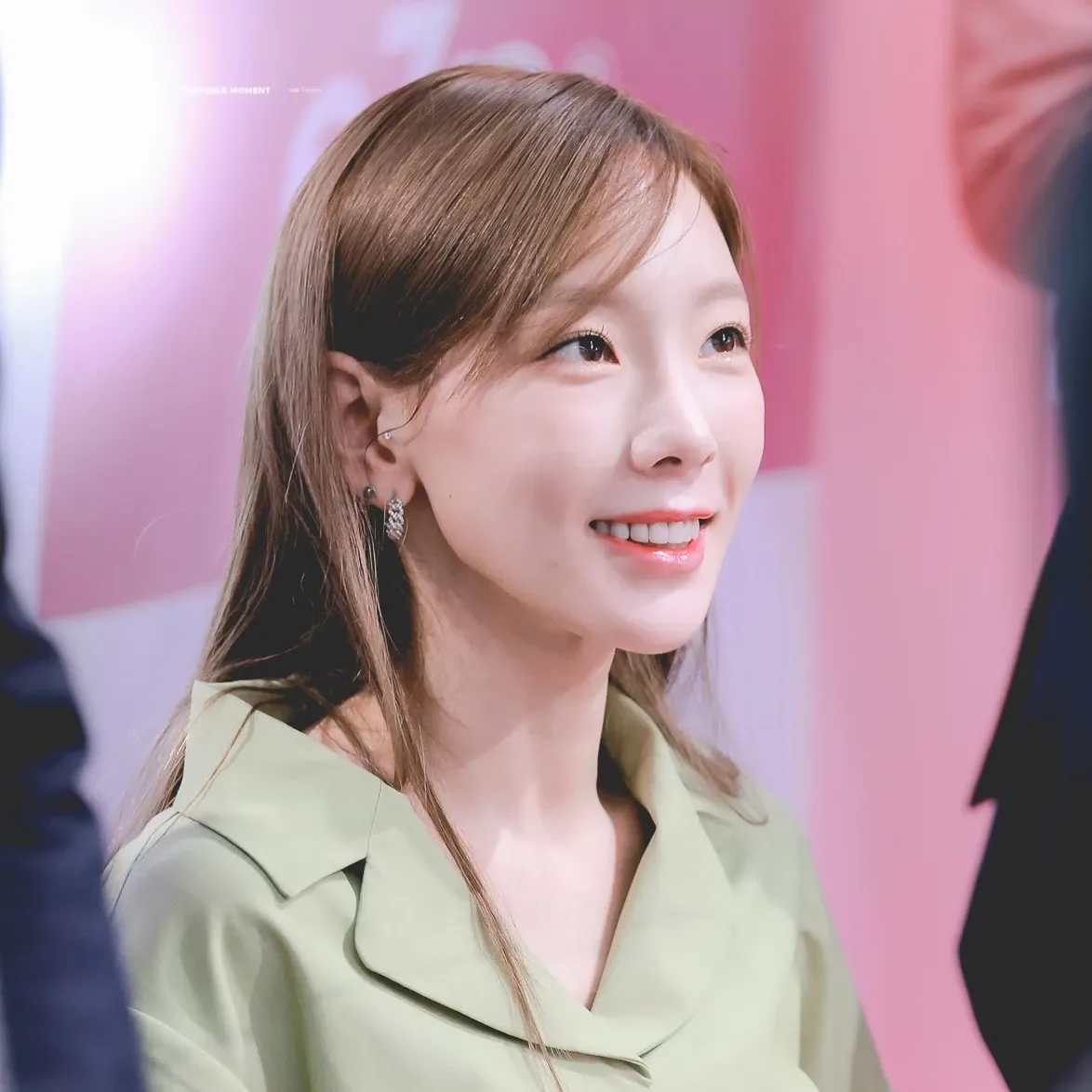 Latest photo of Taeyeon (Girls' Generation)