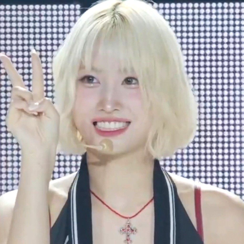 모모 (TWICE) 팬이 찍은 순간