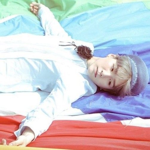 슈가 (방탄소년단)의 비하인드 컷