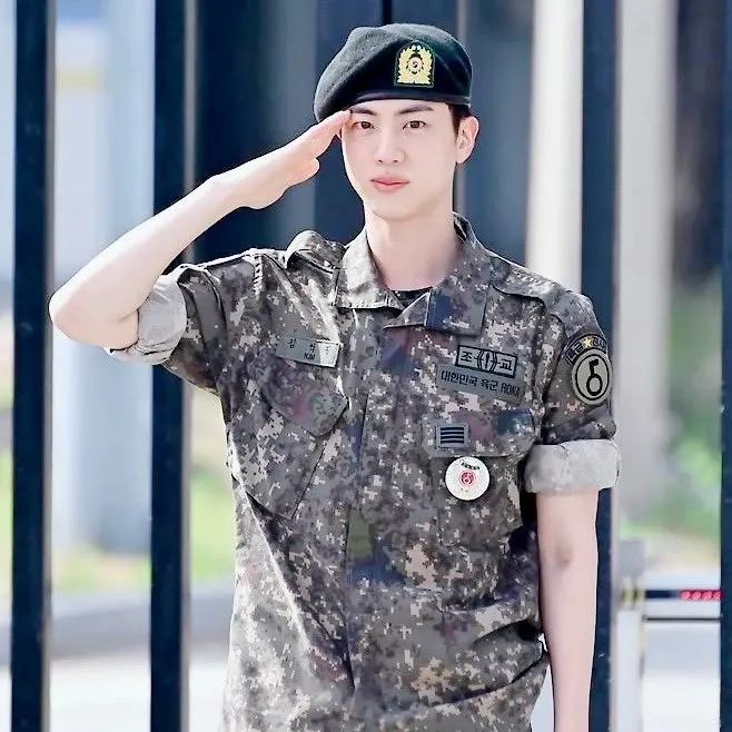 Foto terbaru Jin (BTS)