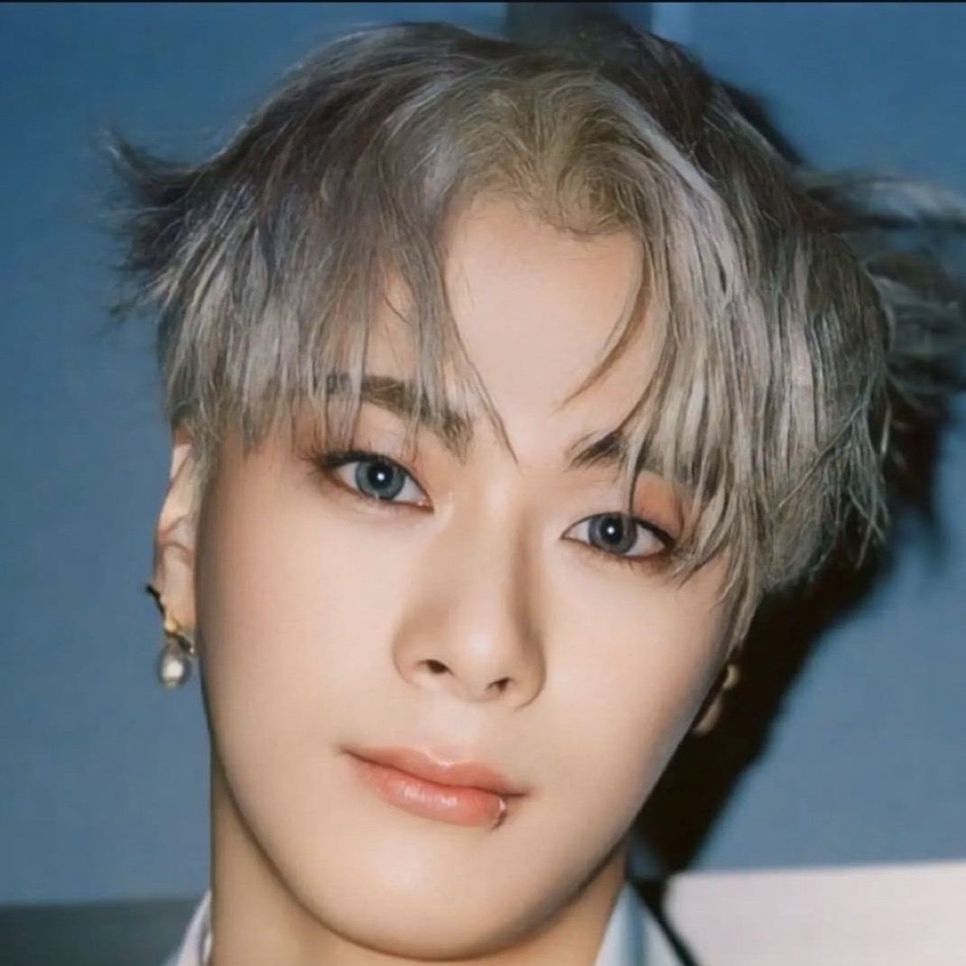 Foto aktivitas terbaru ASTRO