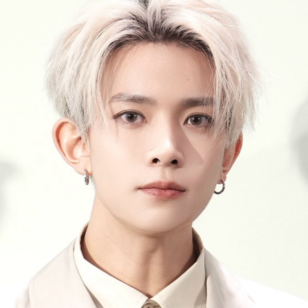 희승 (ENHYPEN) 최근 활동샷