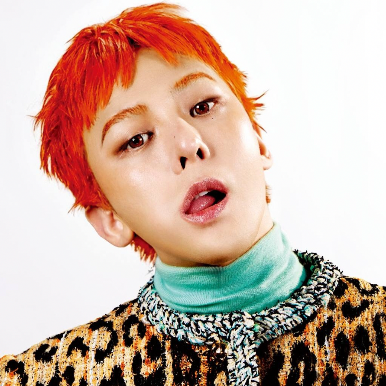 Recent activity shot of G-DRAGON (BIGBANG)