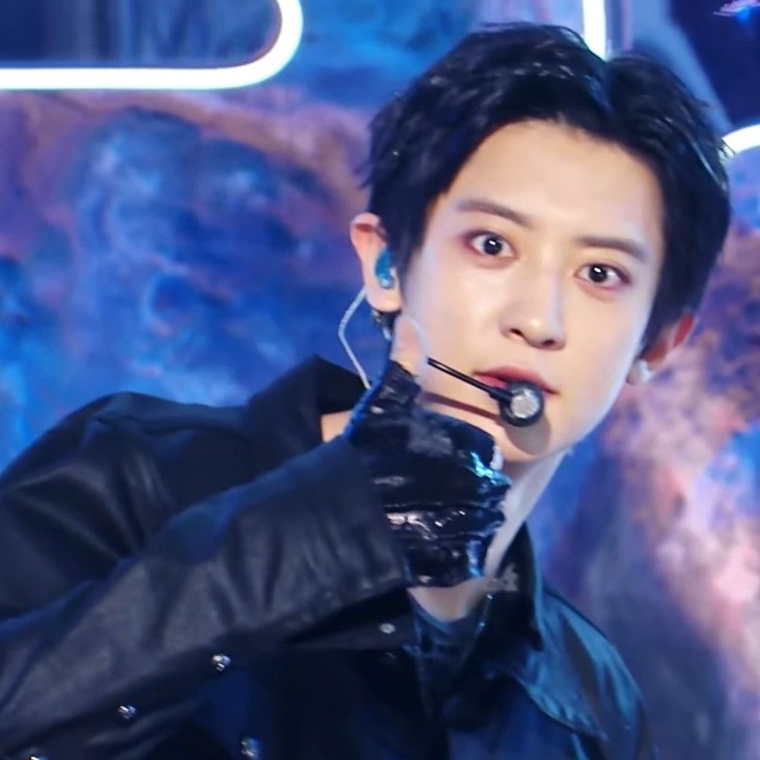 燦烈 (EXO)的幕後花絮