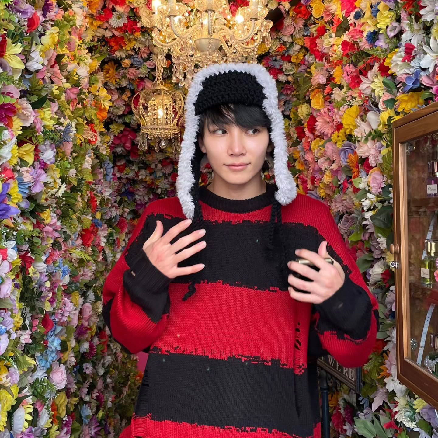 A moment captured by Jeonghan (SEVENTEEN)'s fan