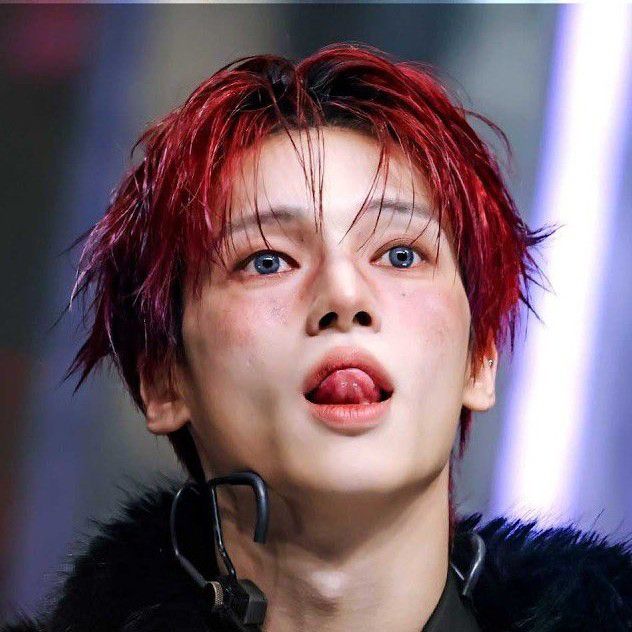 우영 (에이티즈) 최근 활동샷