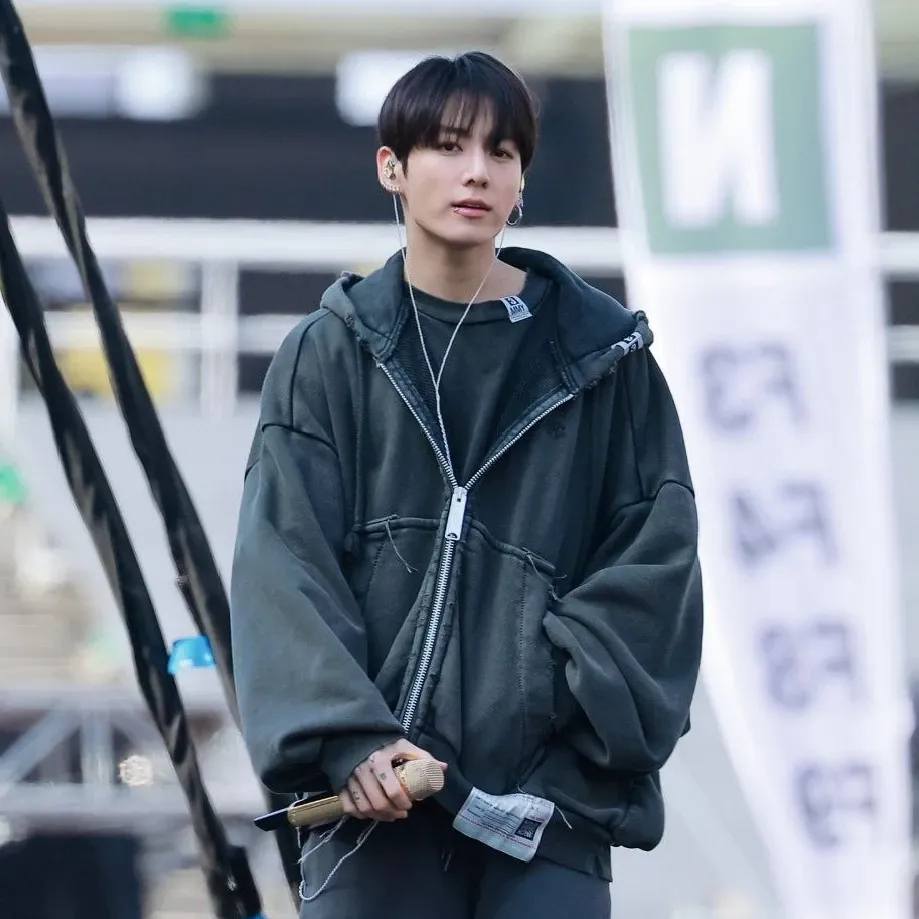 柾國 (防彈少年團)的最新活動照片