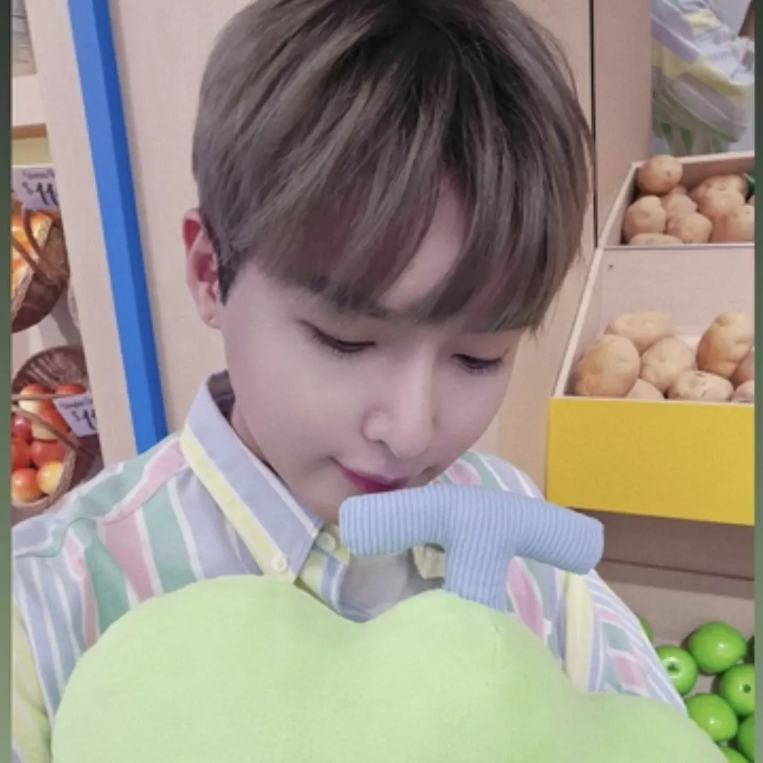 A moment captured by Ryeowook (Super Junior)'s fan