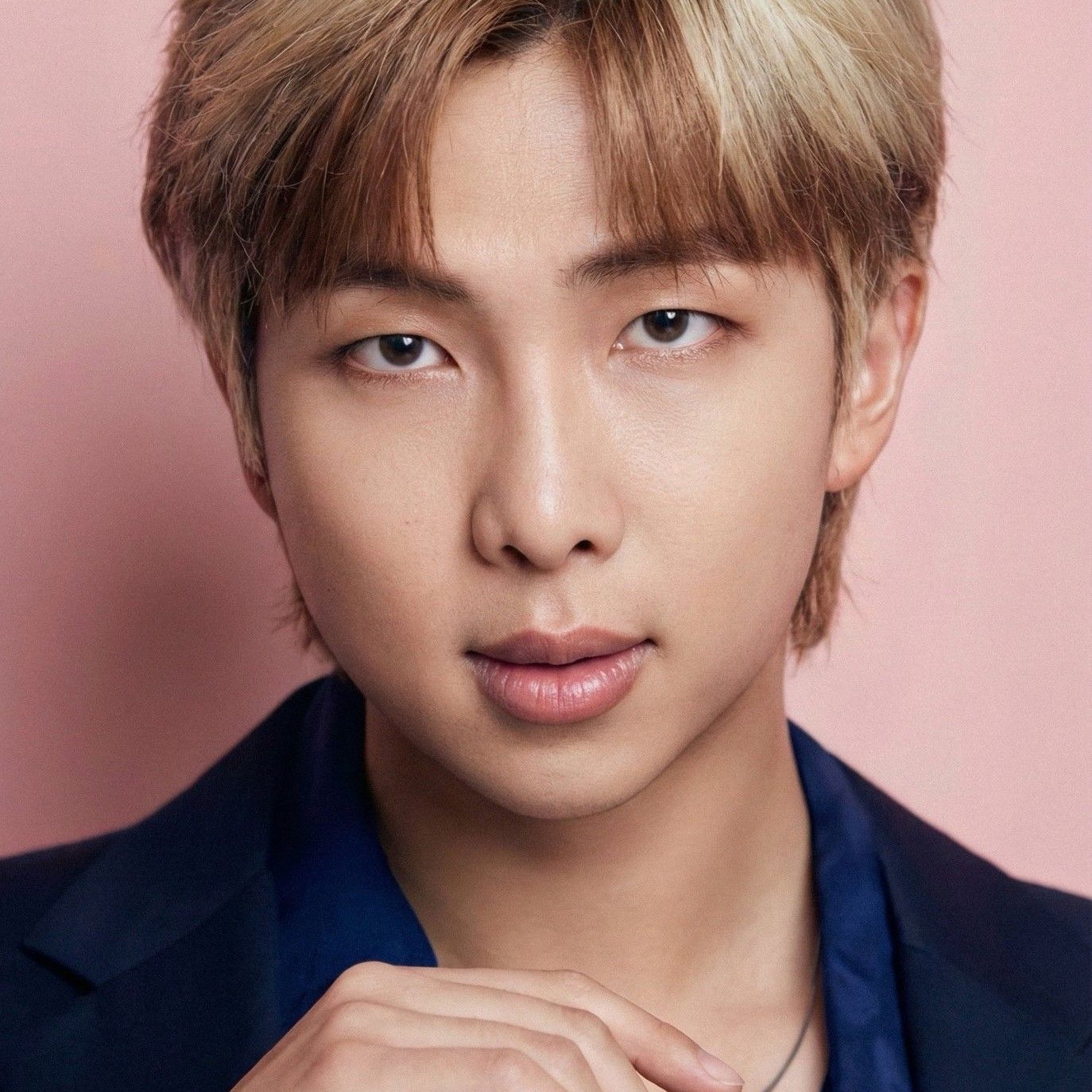 Behind-the-scenes cut of RM (BTS)