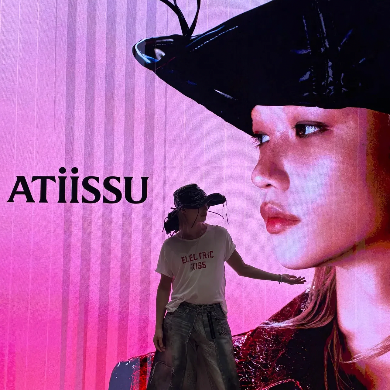 Behind-the-scenes cut of Stray Kids