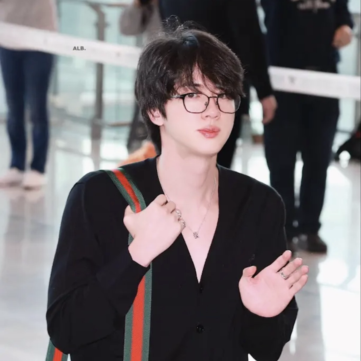 Foto terbaru Jin (BTS)