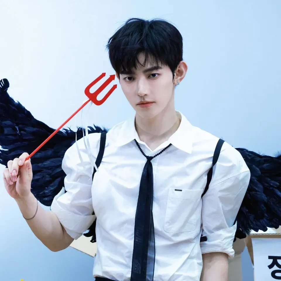Recent activity shot of Zhang Hao (AND2BLE)