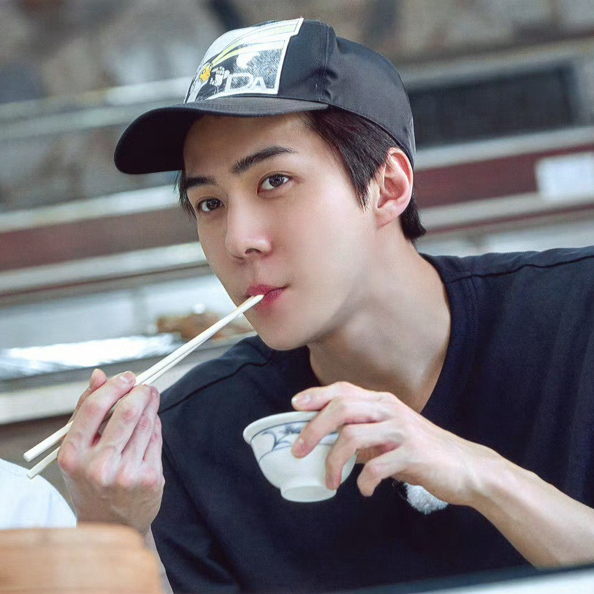 세훈 (EXO)의 비하인드 컷