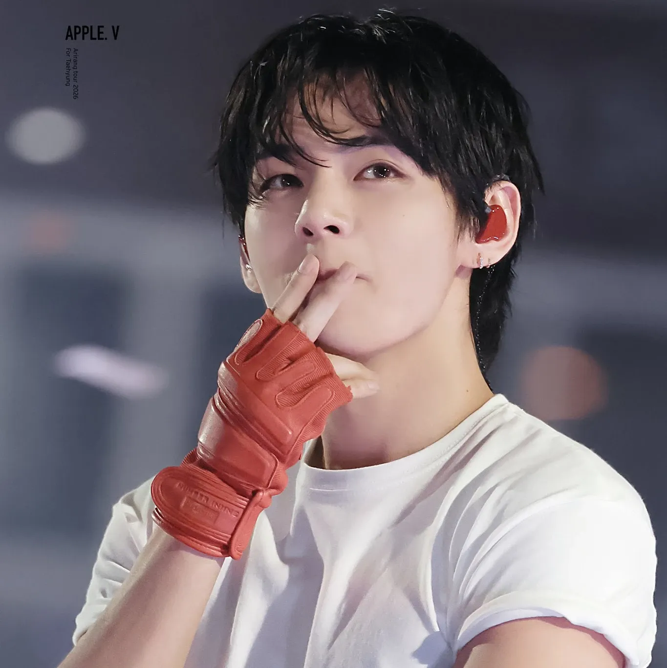 V (防弹少年团)的最新照片