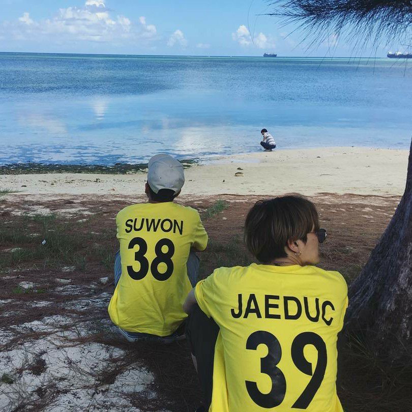 Recent activity shot of SECHSKIES