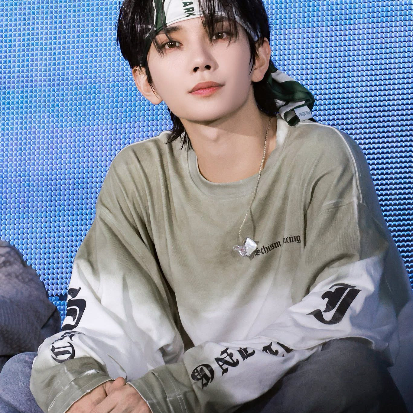 Latest photo of Joshua (SEVENTEEN)