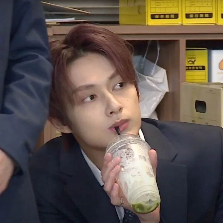 Latest photo of Jun (SEVENTEEN)